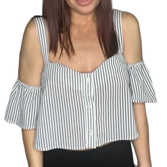 Leith Striped Cold Shoulder Lightweight top White & Black Small - Picture 1 of 5